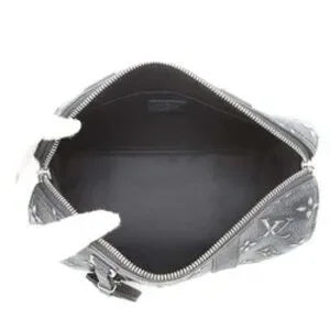 Louis Vuitton Shoulder Bag Monogram Debossed City Keepall M21448 - LIKE NEW