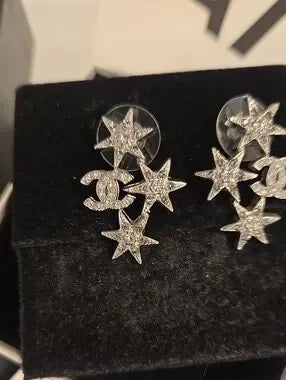 #147 CHANEL Star CC Earrings Silver, 2016 pierced - AUTHENTIC CHANEL