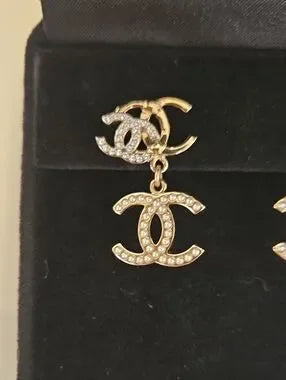 #148 - Chanel Triple CC Crystal/Pearl Earrings Light Gold/Silver 21B- AUTHENTIC