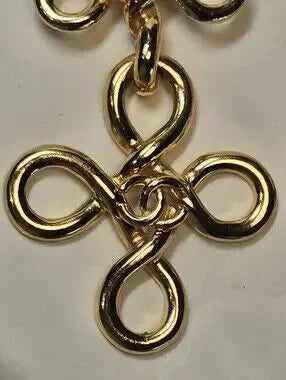 #152 CHANEL Gold Plated Earrings Clip/Vintage