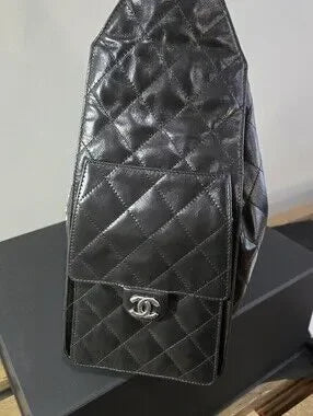 RARE CHANEL 25 MEDIUM - SILVER/GOLD HARDWARE, lamb leather