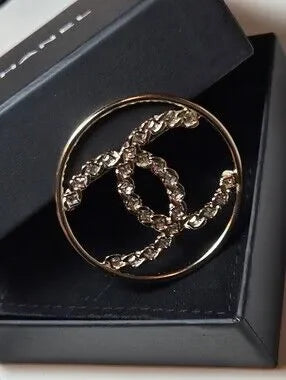 #162 - Chanel 2019 Golden Tone CC Logo w/crystals Brooch