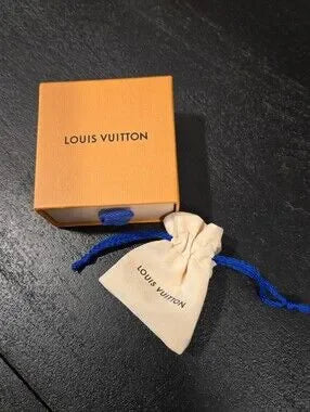 #118 - Louis Vuitton Earrings Blooming M64859 Monogram Flower LV Circle Gold