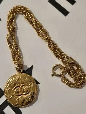 #176 Chanel Logo Coco Mark Vintage Necklace Gold Plated - Vintage